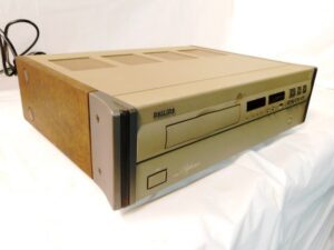 オーディオ機器